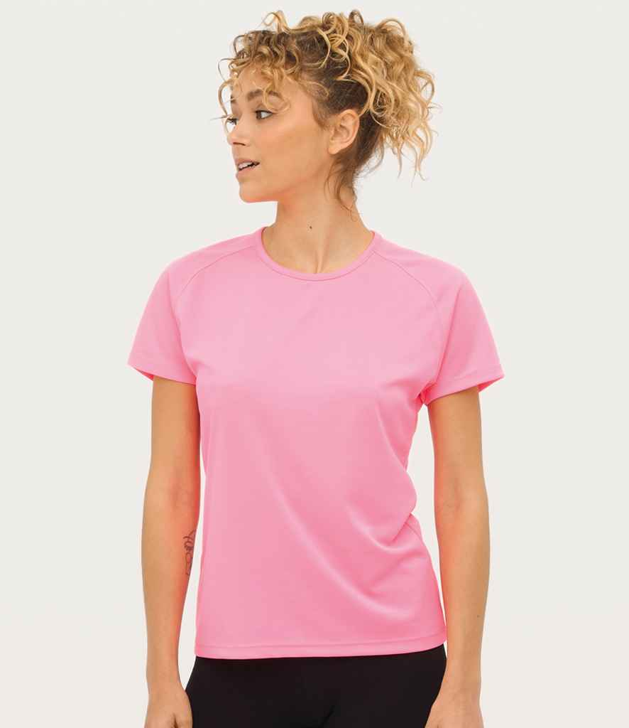 SOL'S Ladies Sporty Performance T-Shirt in Neon Pink