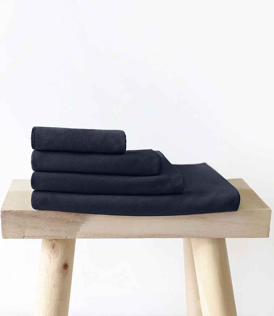 SOL'S Atoll 70 Microfibre Bath Towel in French Navy, front view
