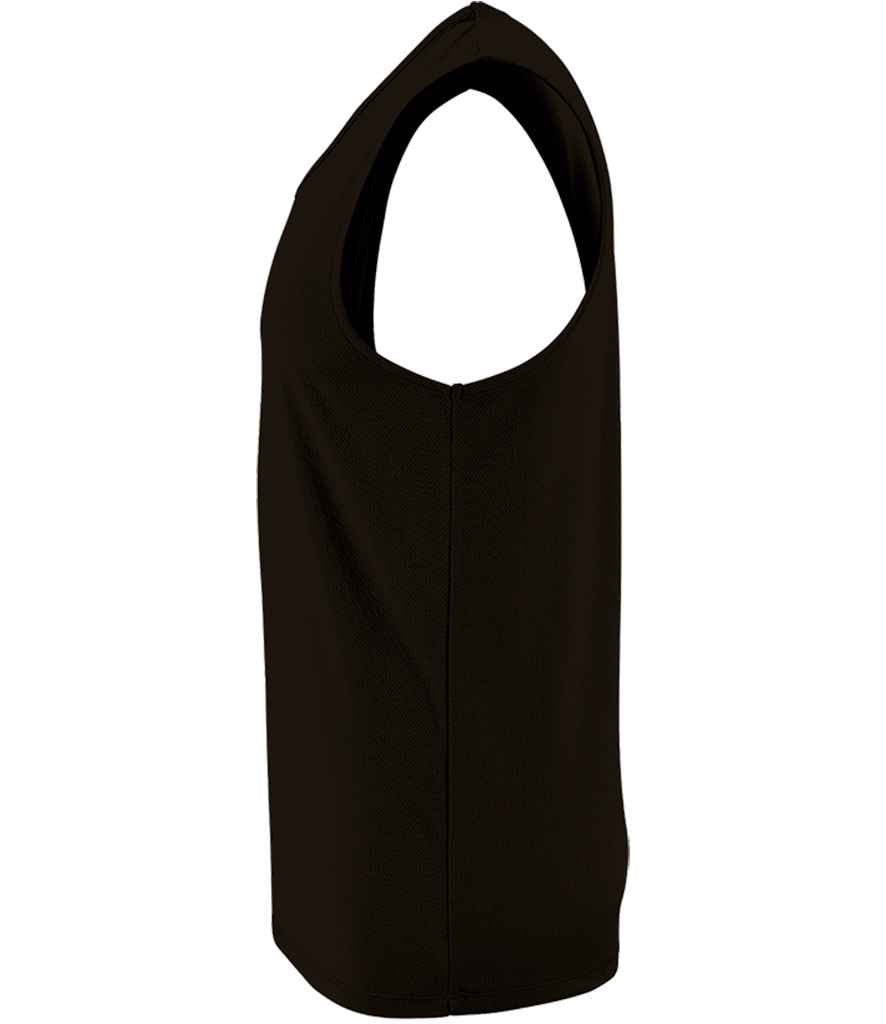 SOL'S Sporty Performance Tank Top in Black, side view