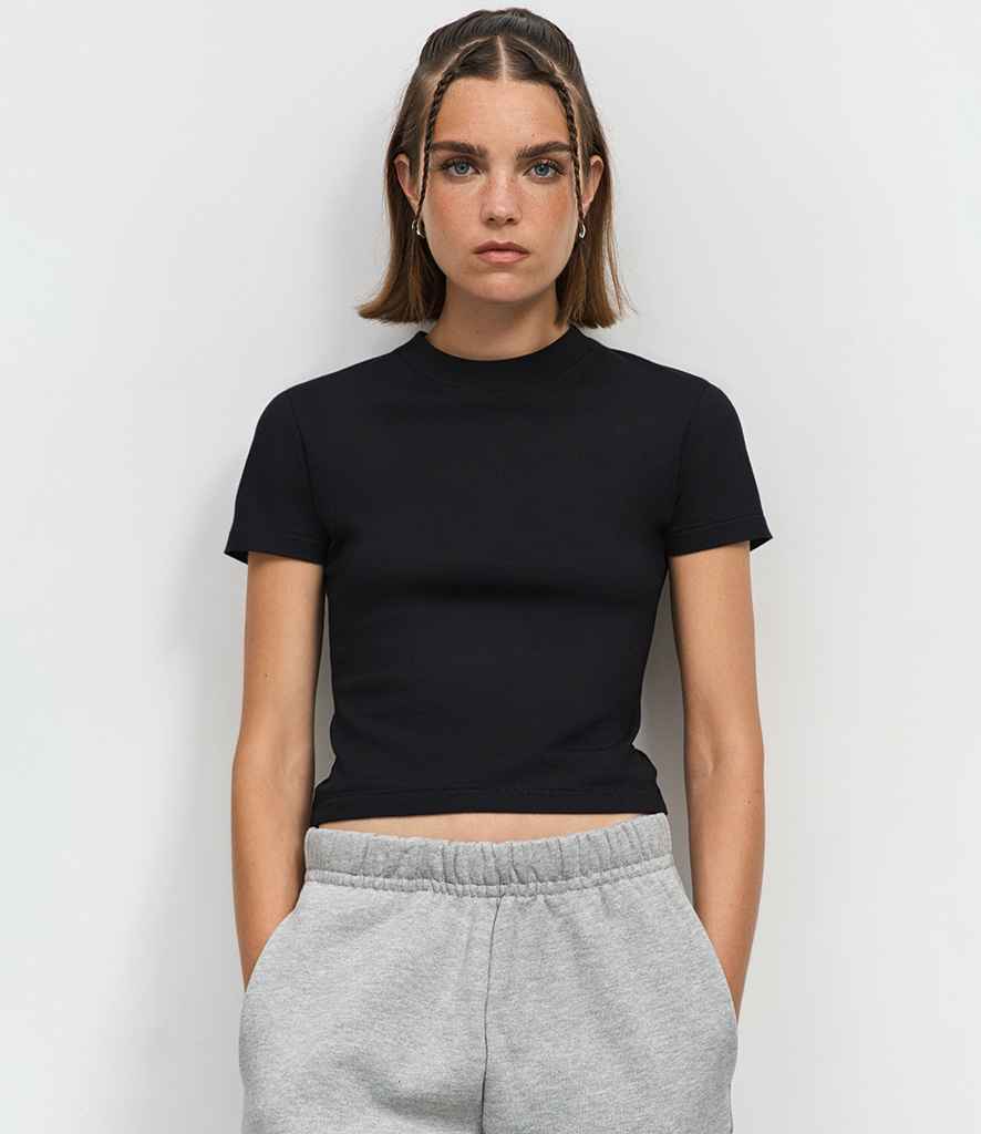 SOL'S Ladies Lilia Low Crop T-Shirt in Deep Black