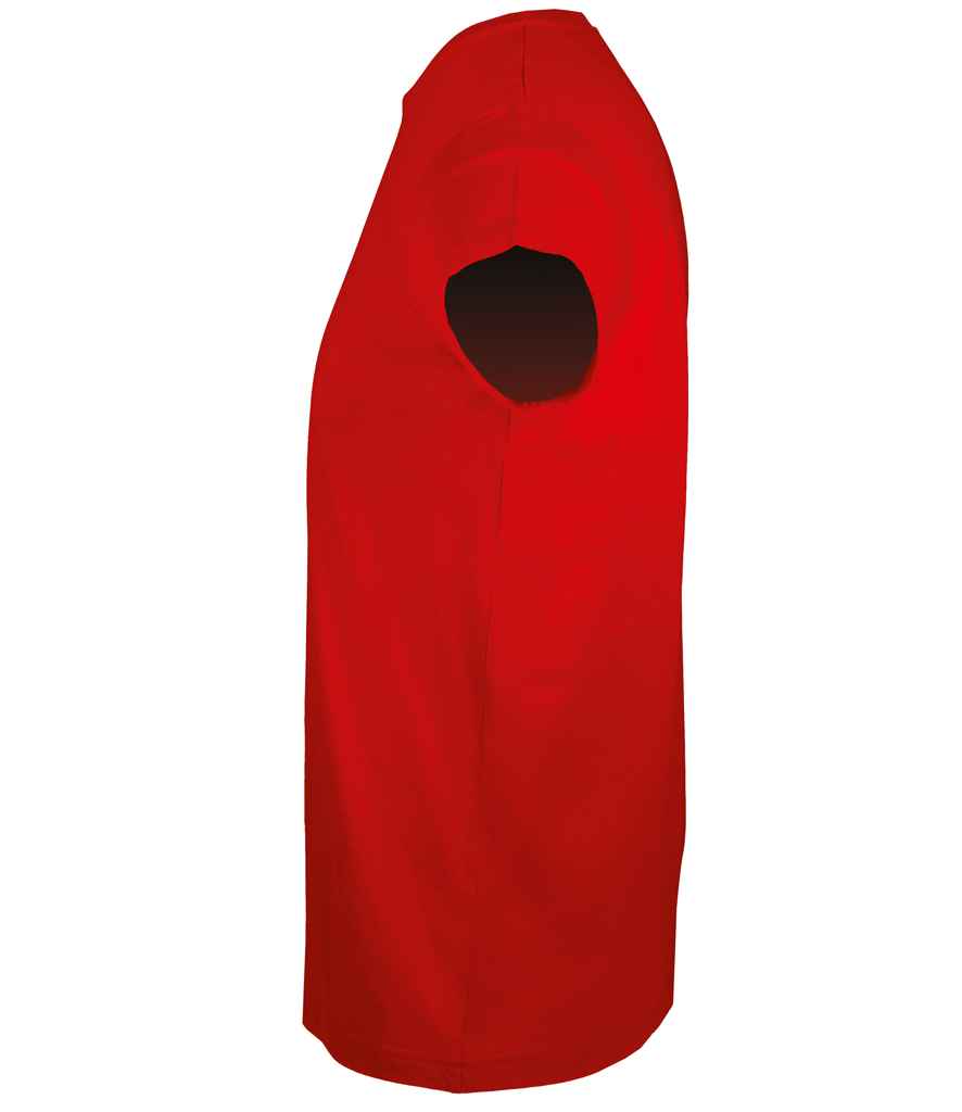 SOL'S Regent Fit T-Shirt in Red, side view