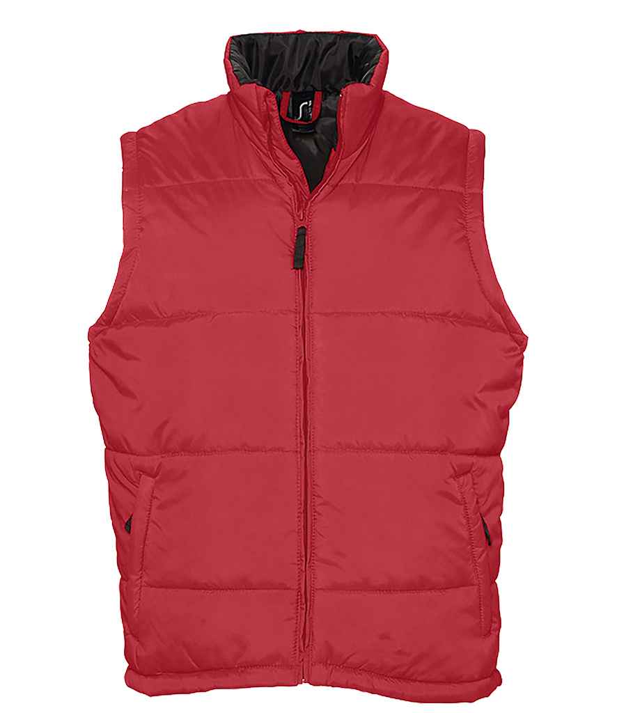 SOL'S Unisex Warm Bodywarmer in Red, front view
