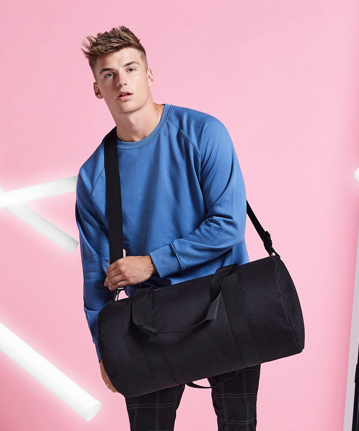 Bagbase Original barrel bag XL, lifestyle photo