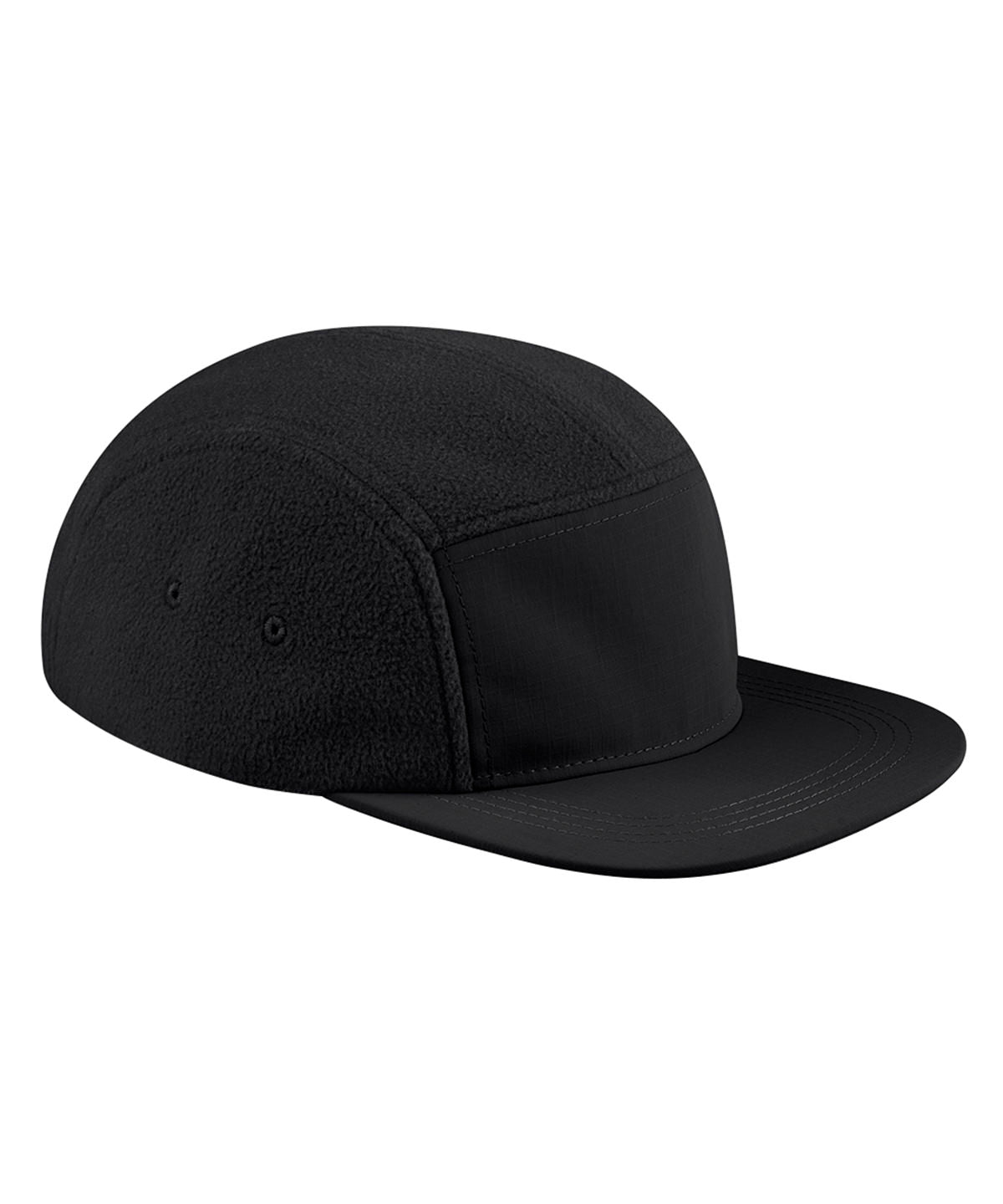 Beechfield Recycled fleece outdoor camper cap in Black, front view