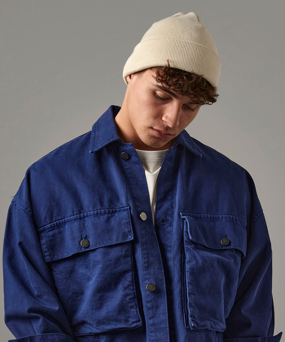 Beechfield Polylana original cuffed beanie, lifestyle photo