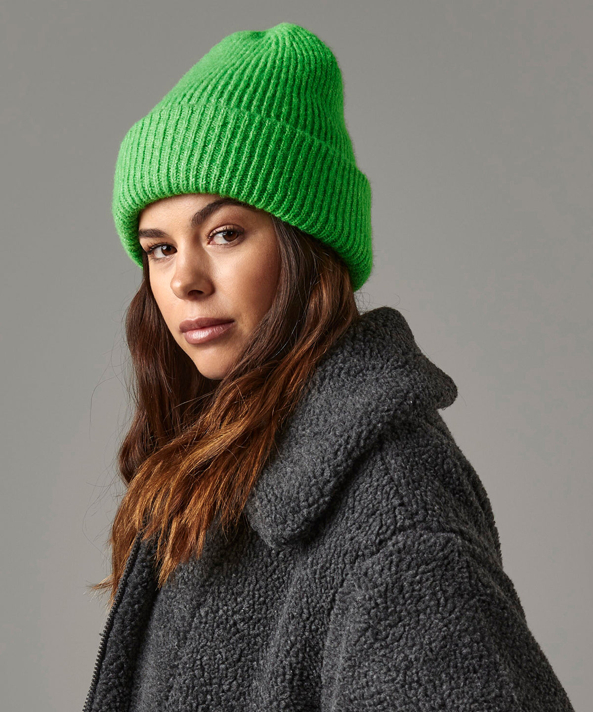Beechfield Colour pop beanie, lifestyle photo