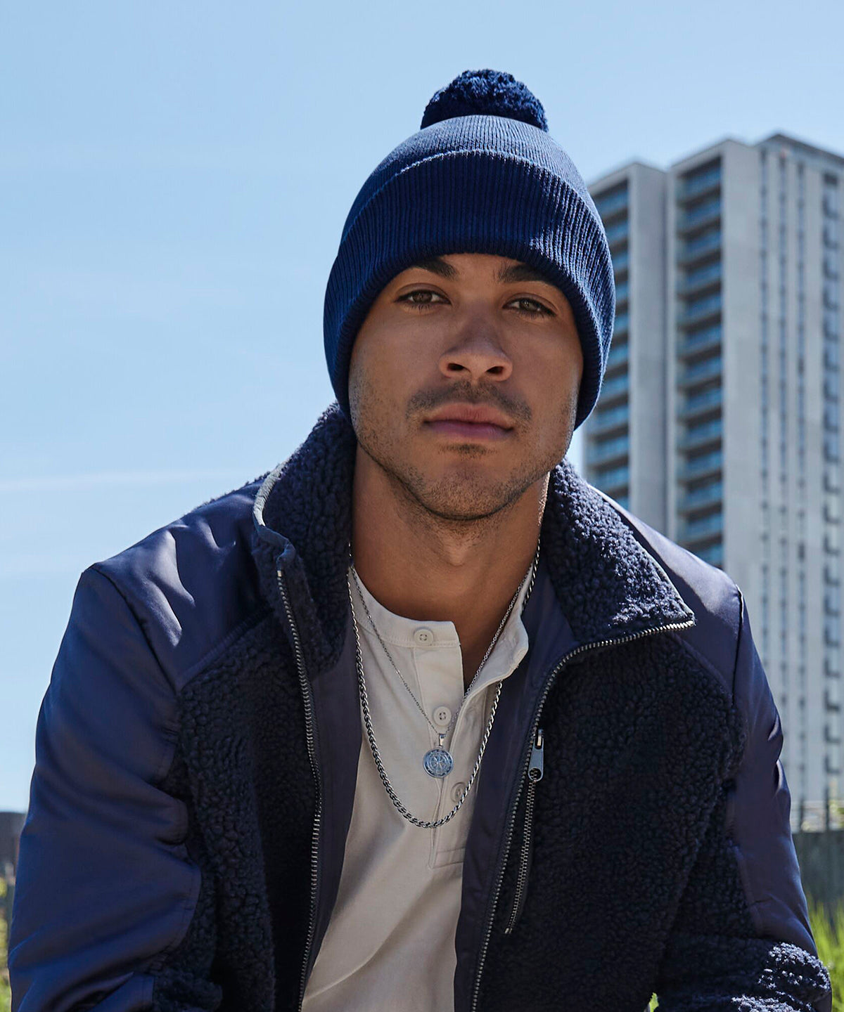 Beechfield Organic cotton Snowstar beanie, lifestyle photo