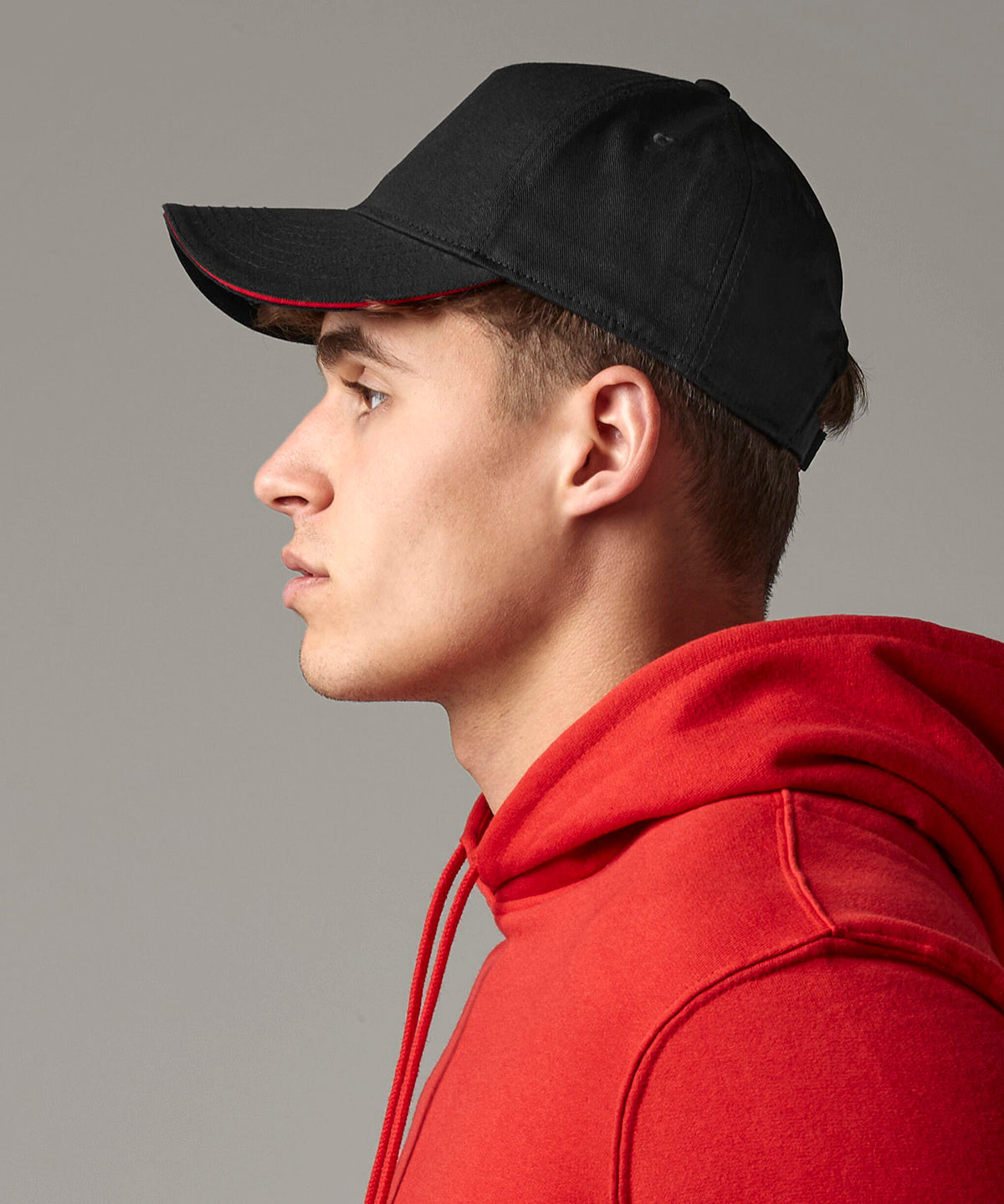 Beechfield EarthAware classic organic cotton 5-panel cap – sandwich peak, lifestyle photo