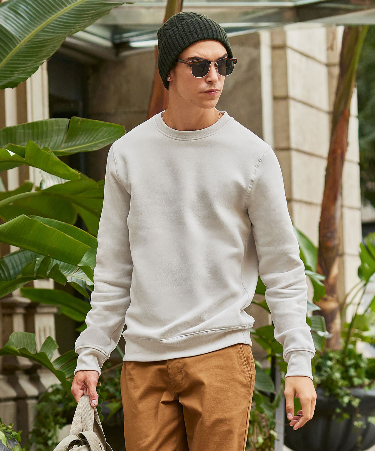 B&C Collection B&C KING Crew Neck, lifestyle photo