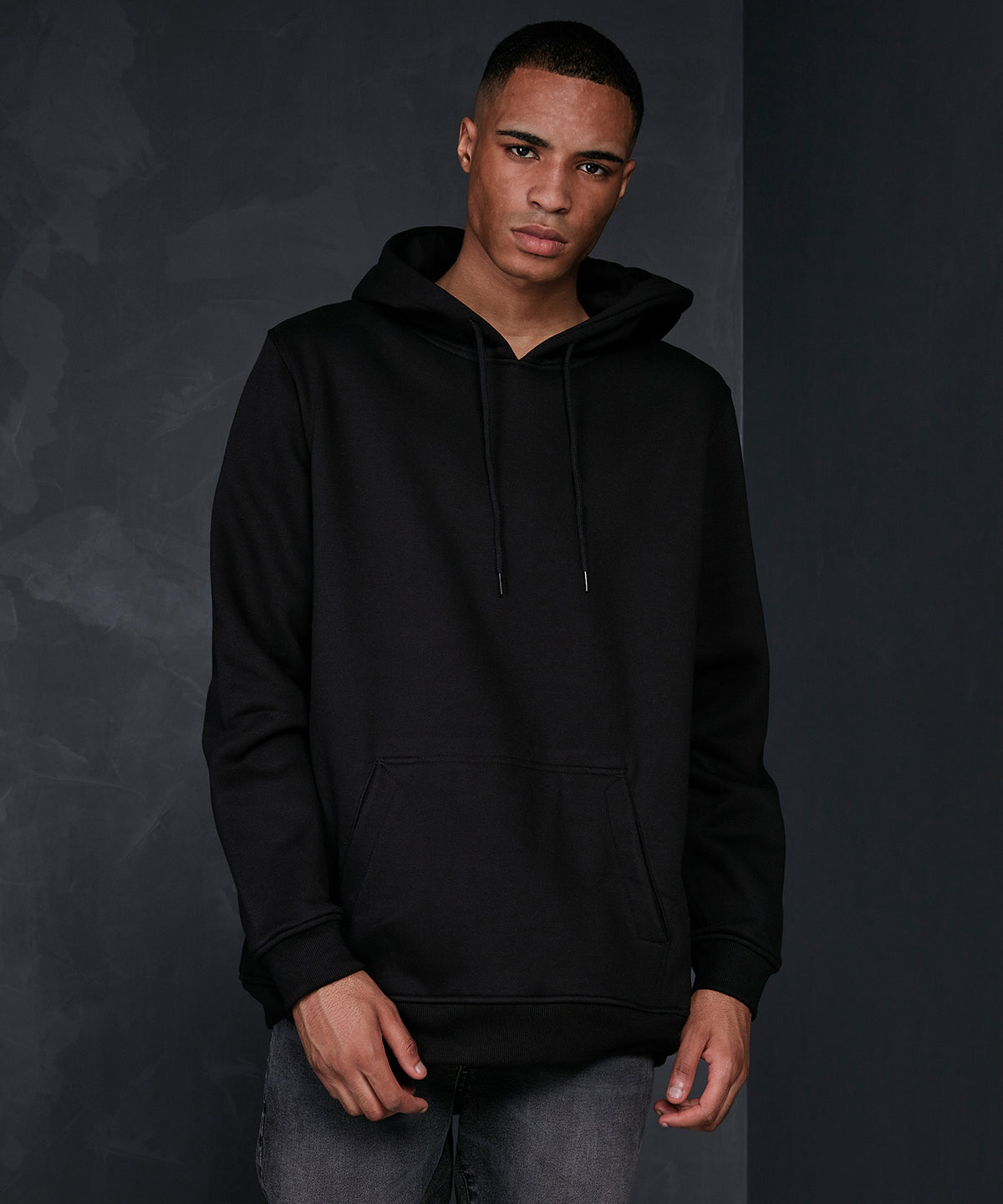 Build Your Brand Basic Oversize hoodie, lifestyle photo