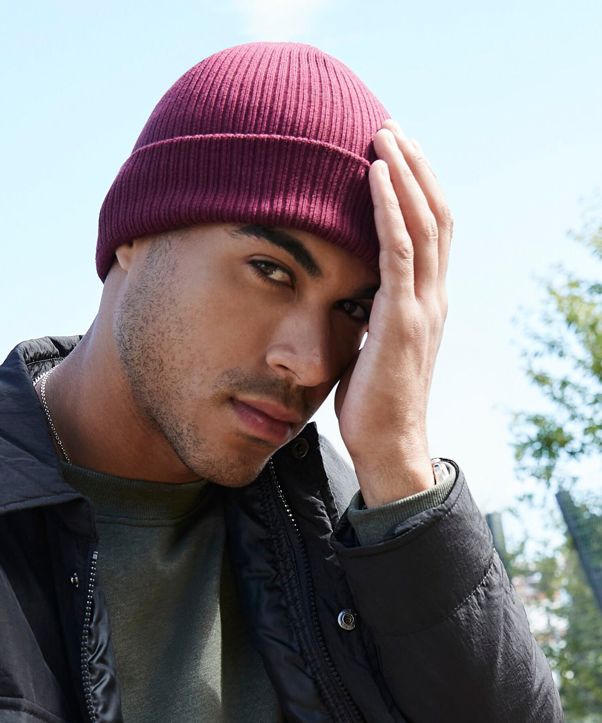 Beechfield Organic cotton beanie, lifestyle photo