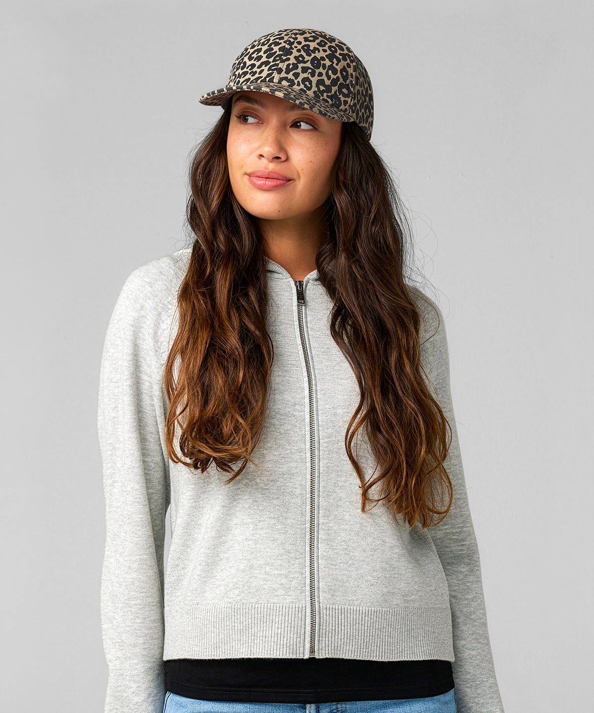Beechfield Leopard print 6-panel cap in Vintage Leopard Print, lifestyle photo