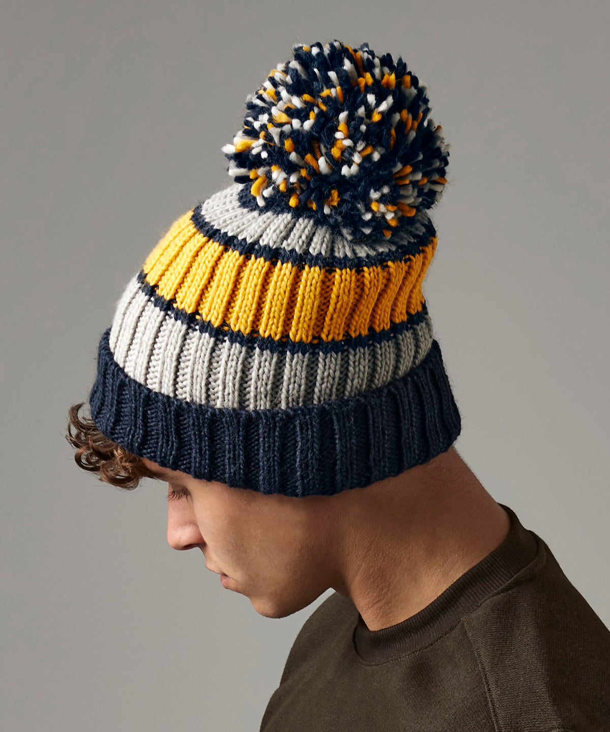 Beechfield Hygge striped beanie, lifestyle photo
