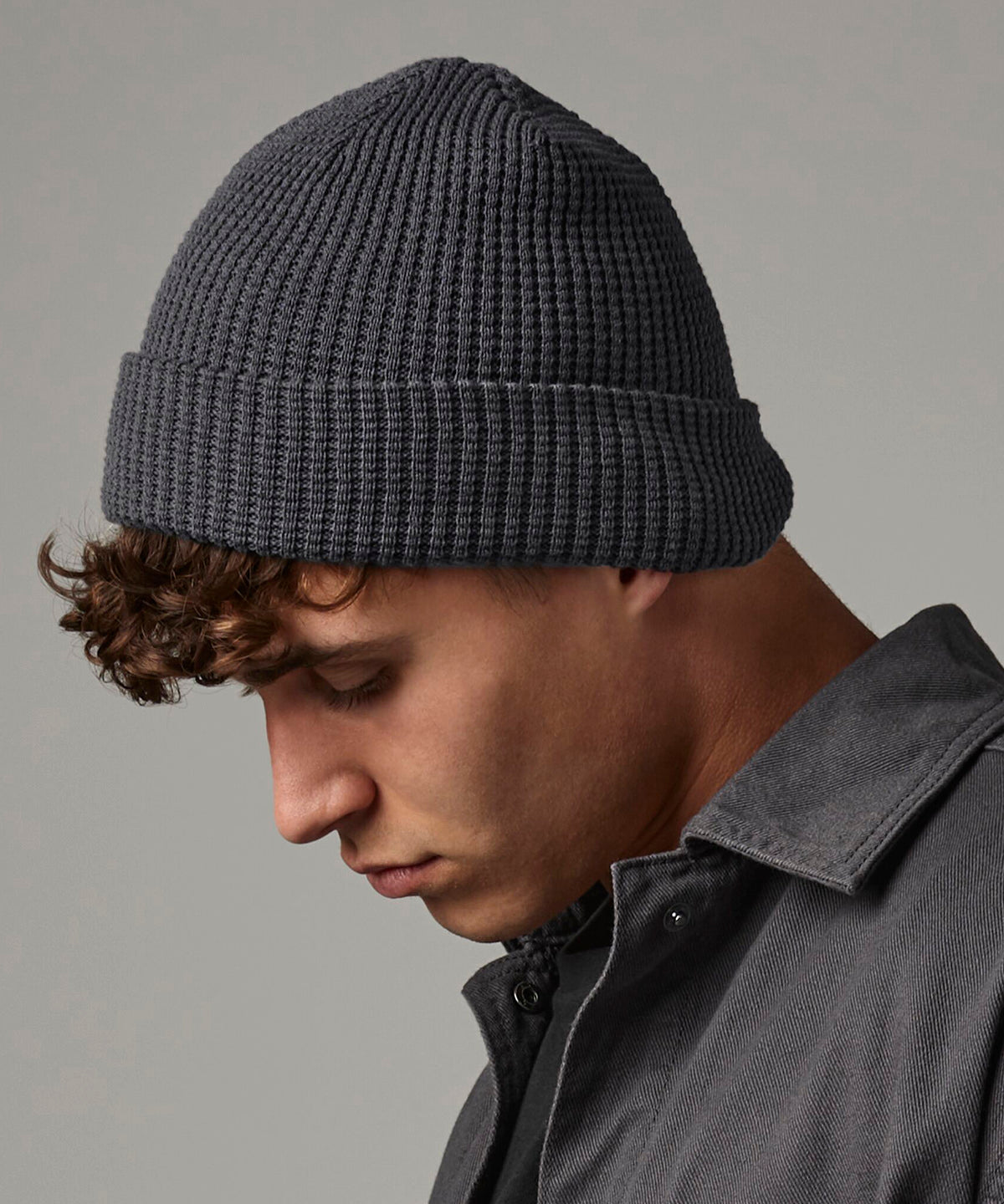 Beechfield Organic cotton waffle beanie, lifestyle photo