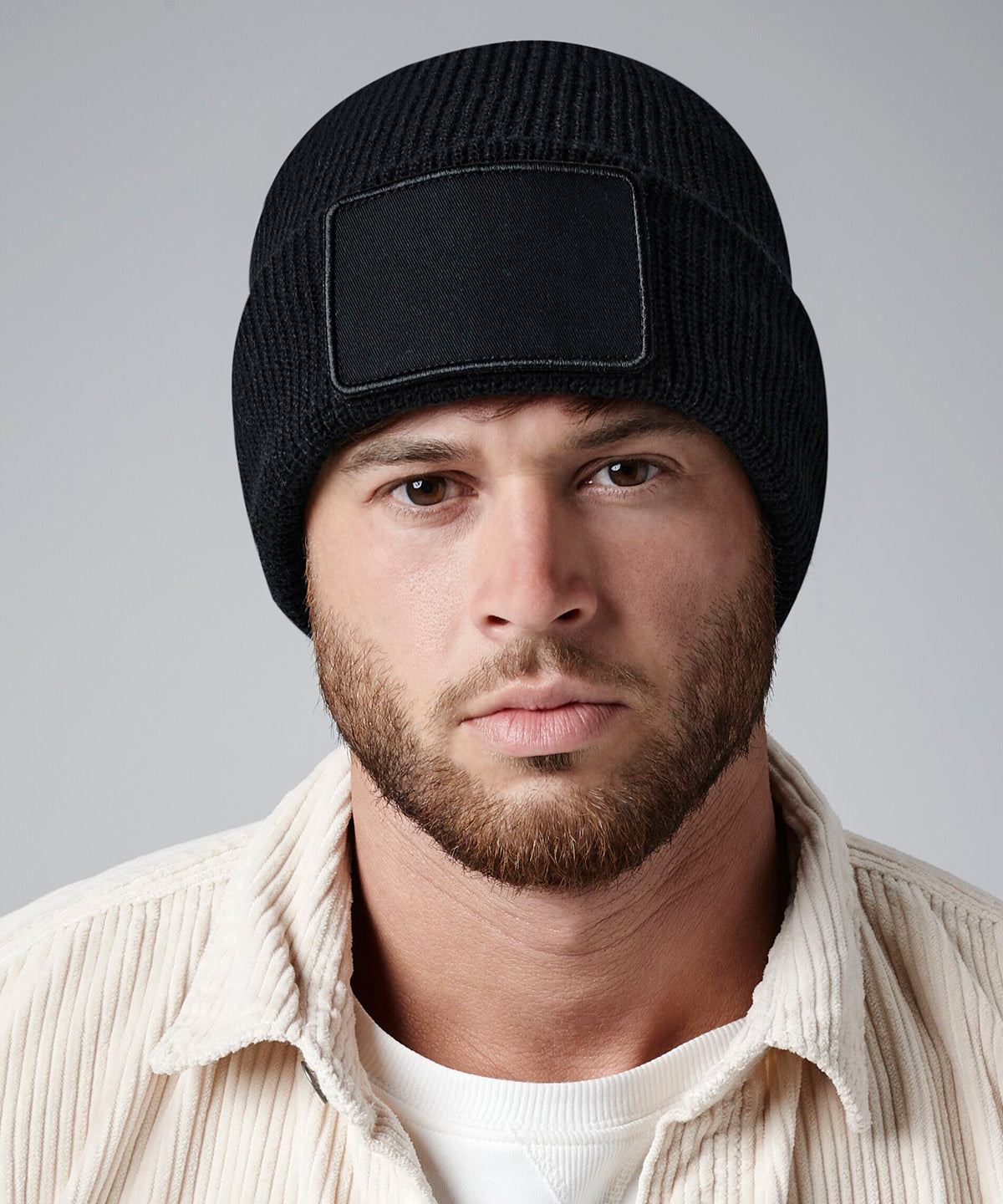 Beechfield Removable patch Thinsulate beanie, lifestyle photo