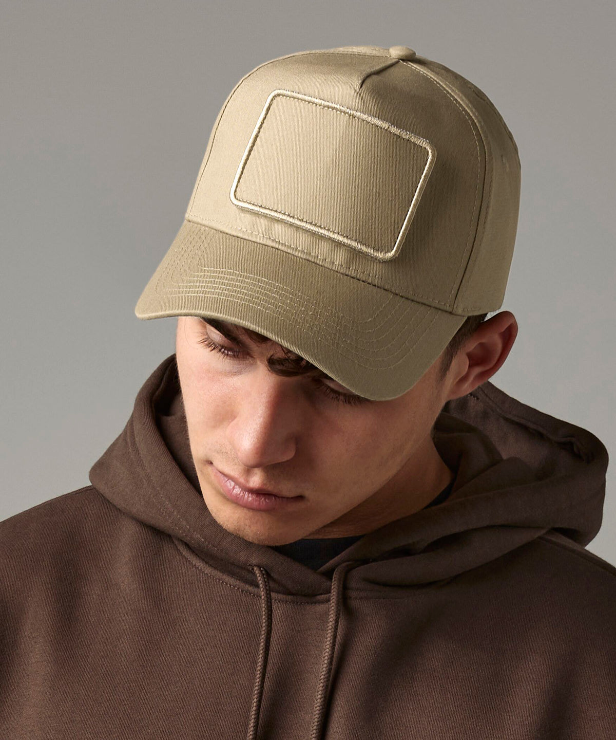 Beechfield Removable patch 5-panel cap, lifestyle photo