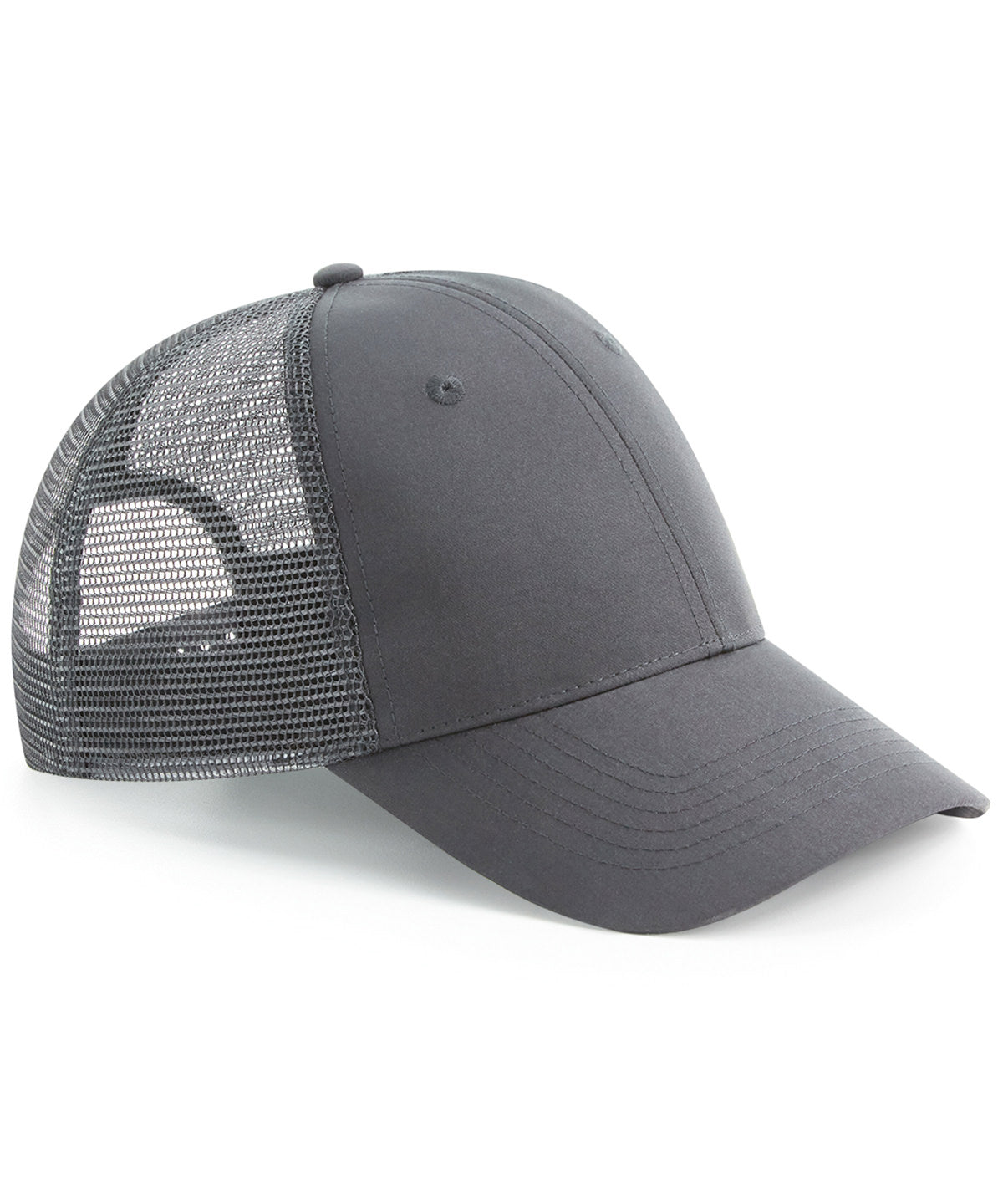 Beechfield Recycled urbanwear 6-panel snapback trucker in Graphite Grey, front view