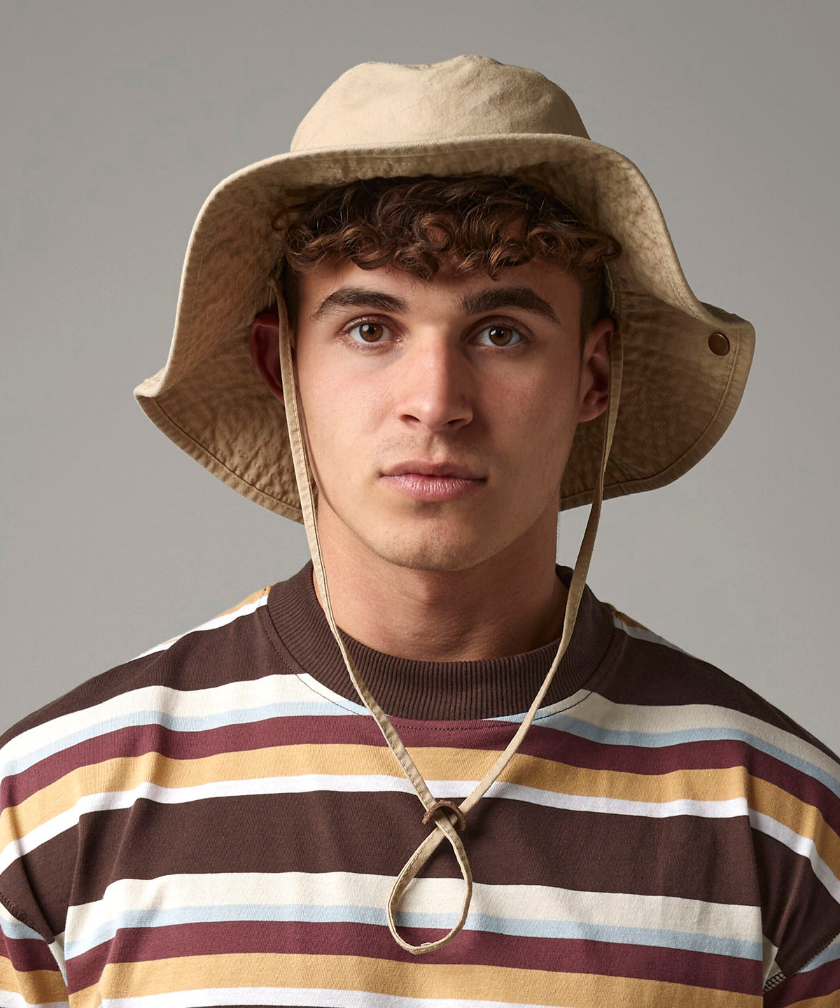 Beechfield Outback hat, lifestyle photo