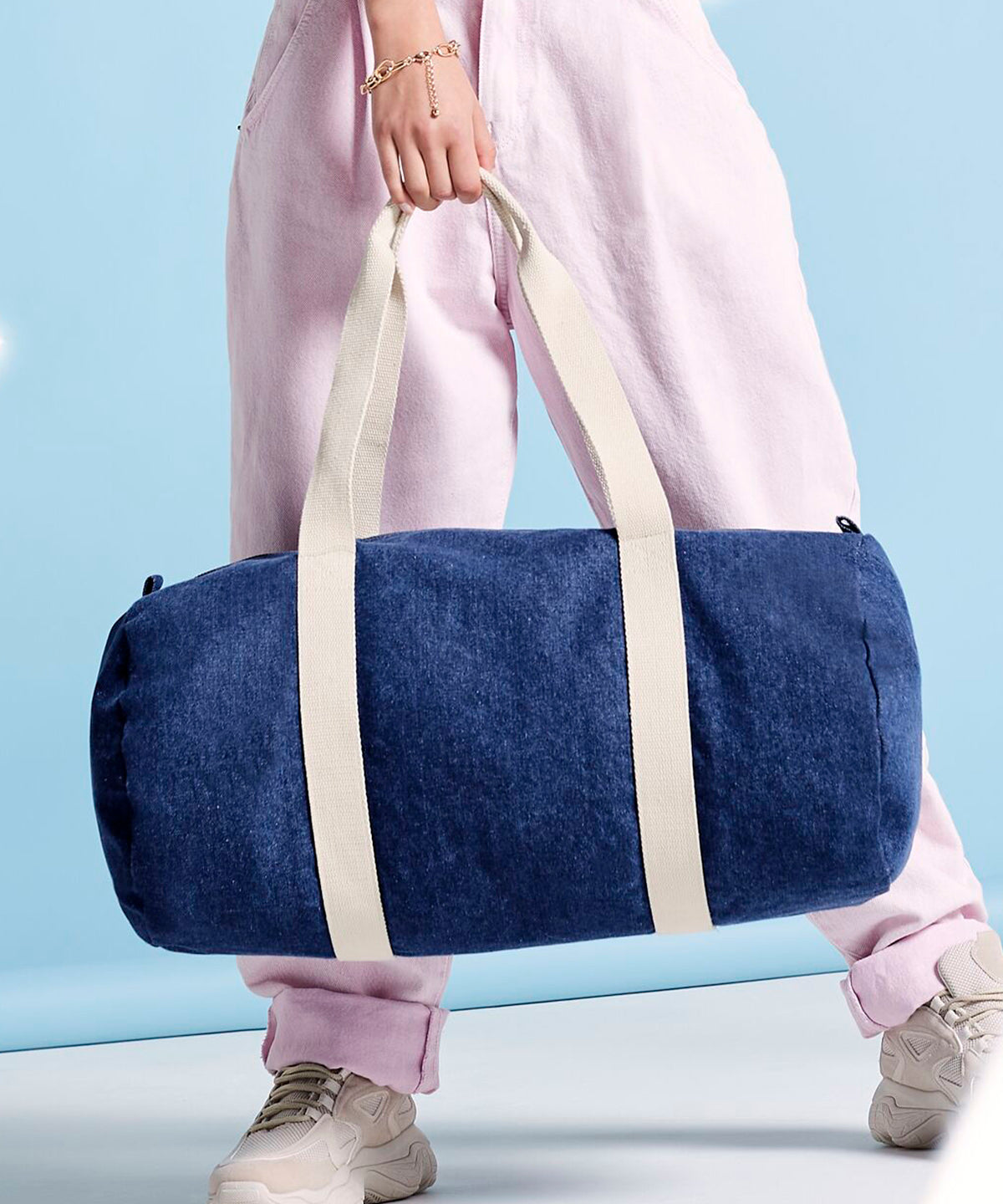 Bagbase Denim barrel bag, lifestyle photo