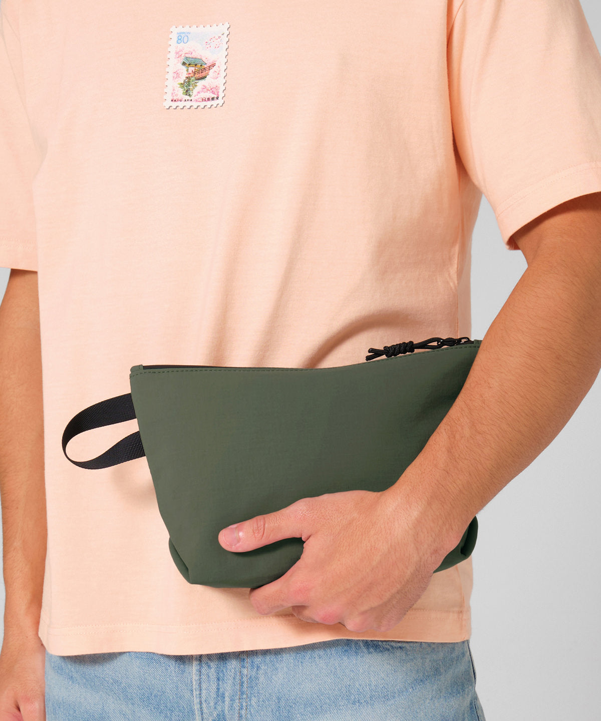 Bagbase Minimal lifestyle pouch, lifestyle photo