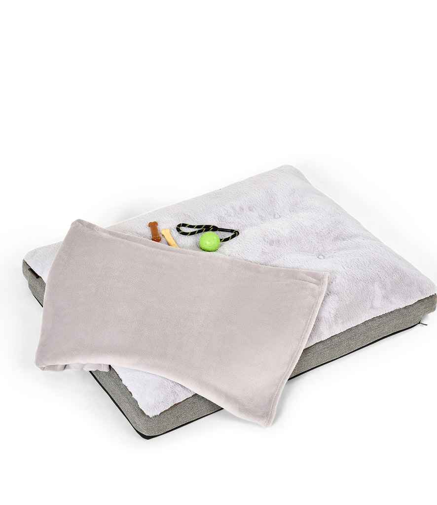 Brand Lab Pet Teddy Fleece Blanket in Silver Grey