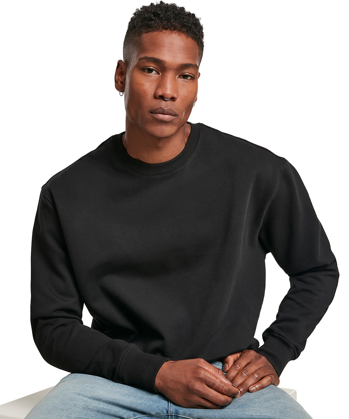 Build Your Brand Premium oversize crew neck in Black, lifestyle photo