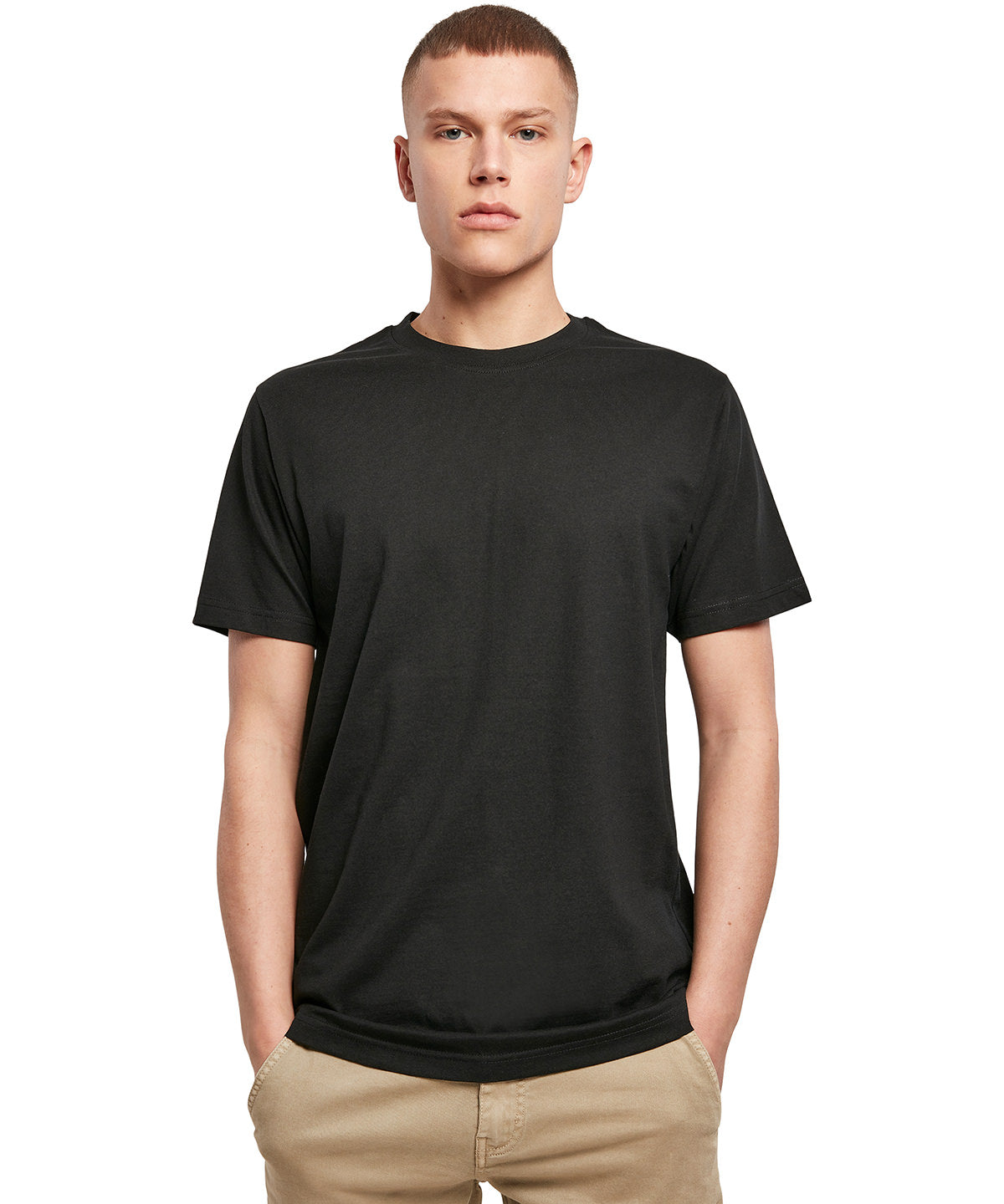 Build Your Brand Organic t-shirt round neck, lifestyle photo