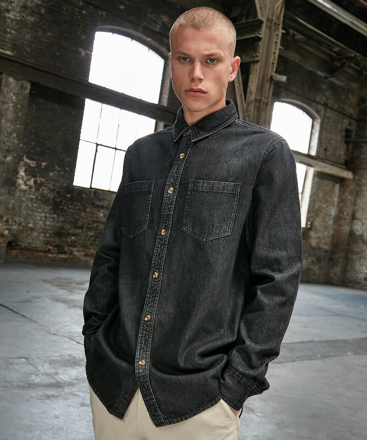 Build Your Brand Denim shirt in Black Washed, lifestyle photo