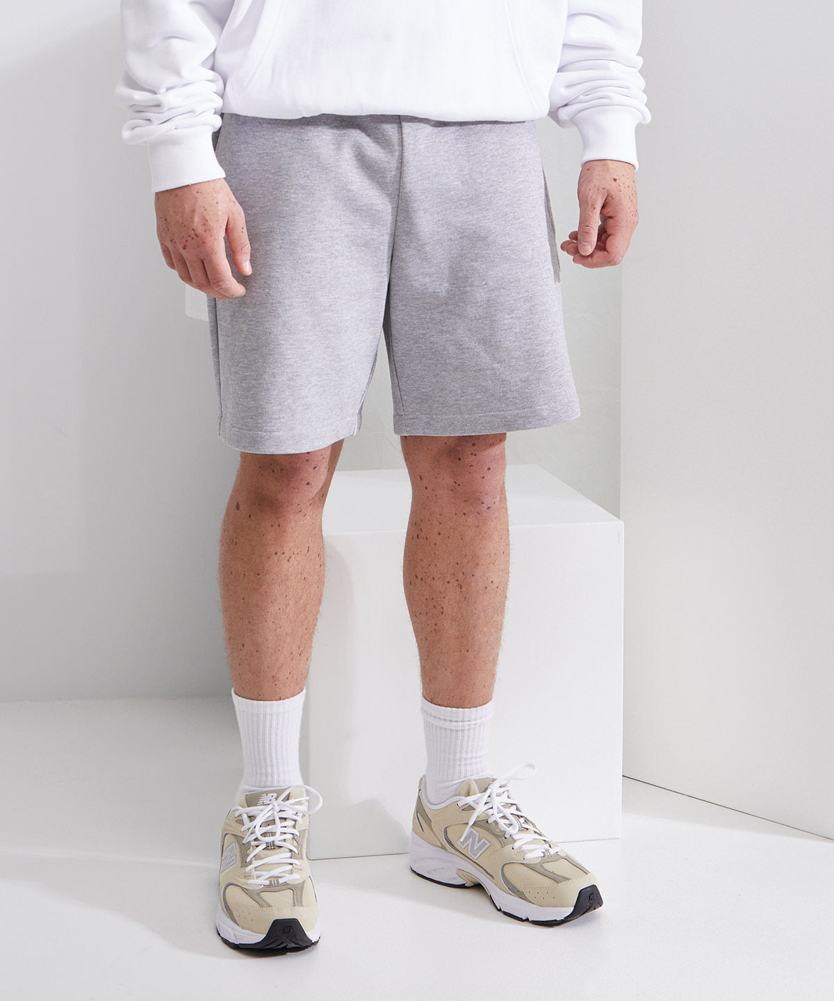 Build Your Brand Ultra-heavy sweatshorts, lifestyle photo