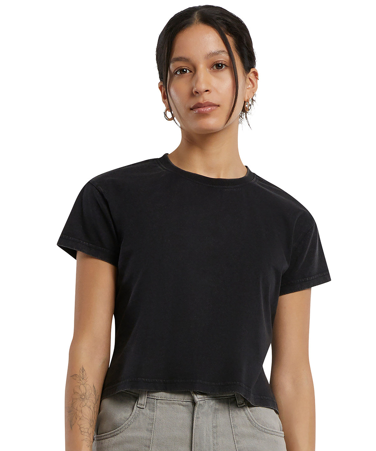 Build Your Brand Women’s vintage cropped tee, lifestyle photo