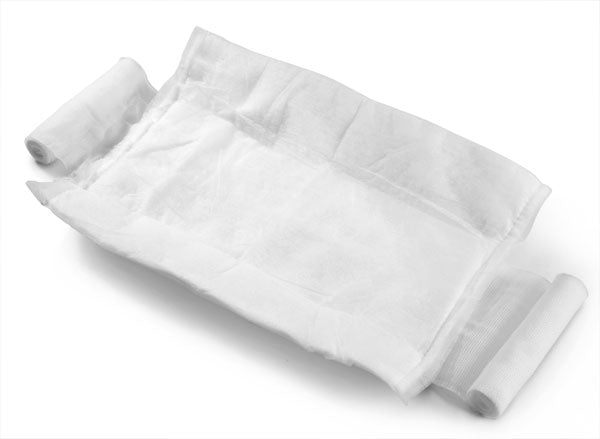 Click Medical Ambulance Dressing No 3, main product image