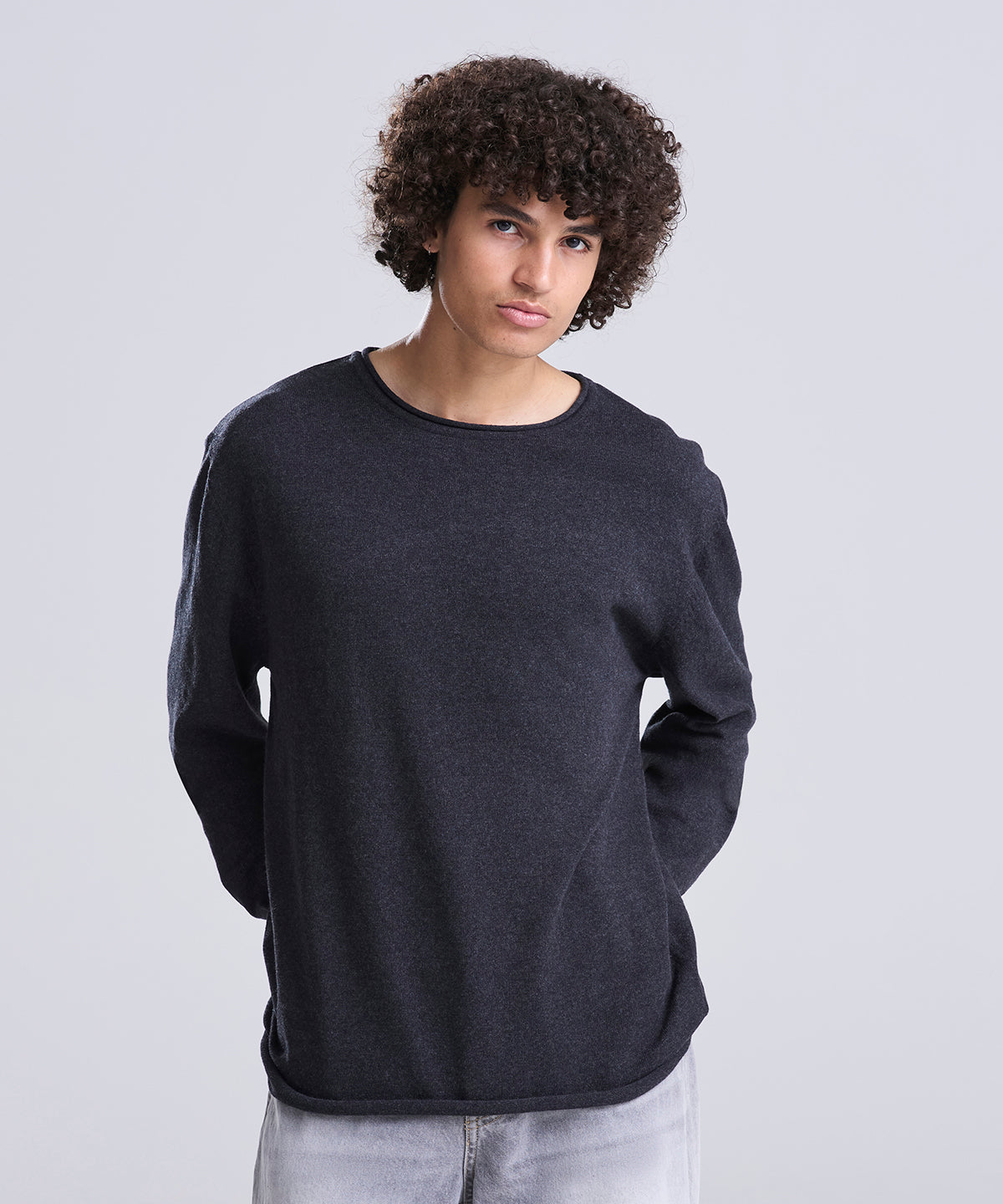 AWDis Ecologie Arenal regen sweater, lifestyle photo