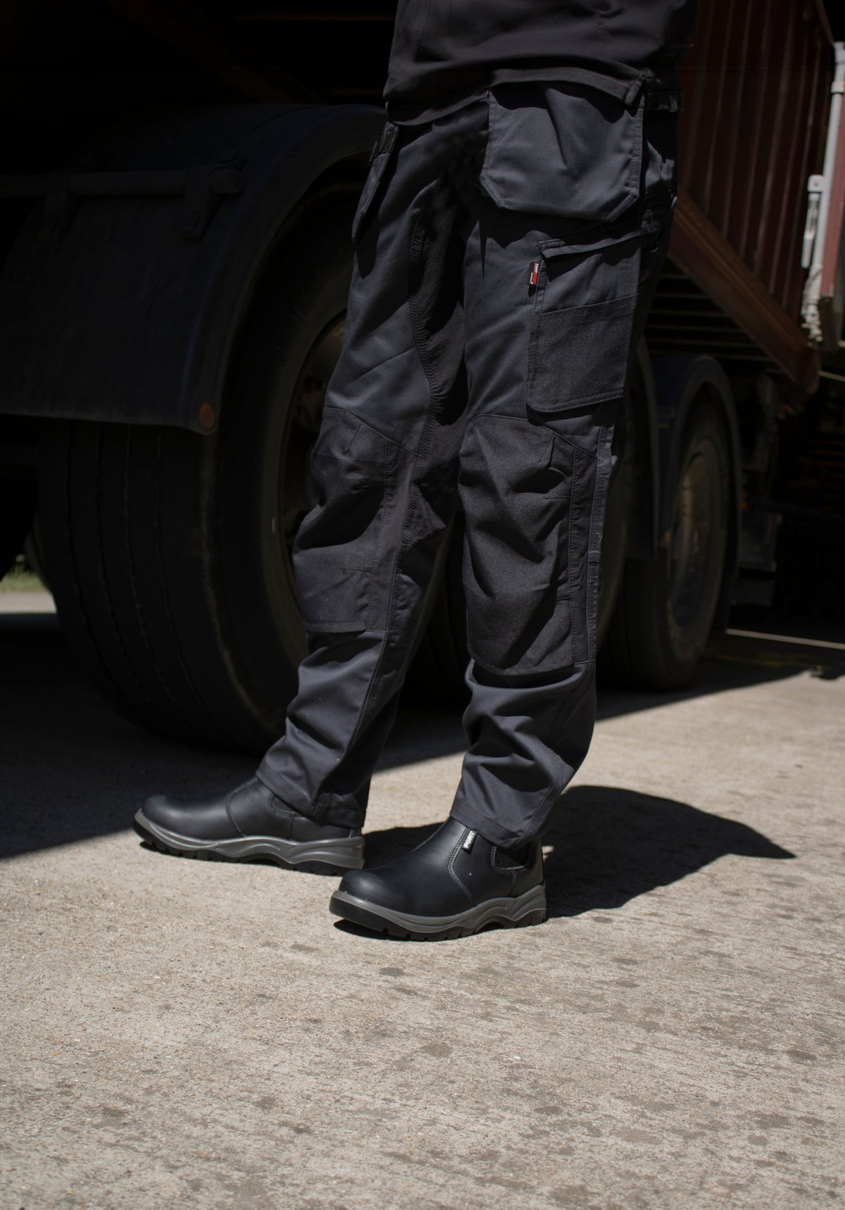 Fort FF103 Nelson Safety Boot in Black, image 3