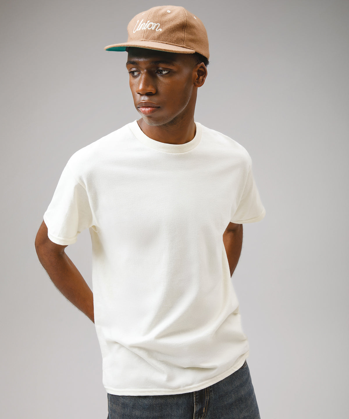 Gildan Heavy Cotton adult t-shirt, lifestyle photo