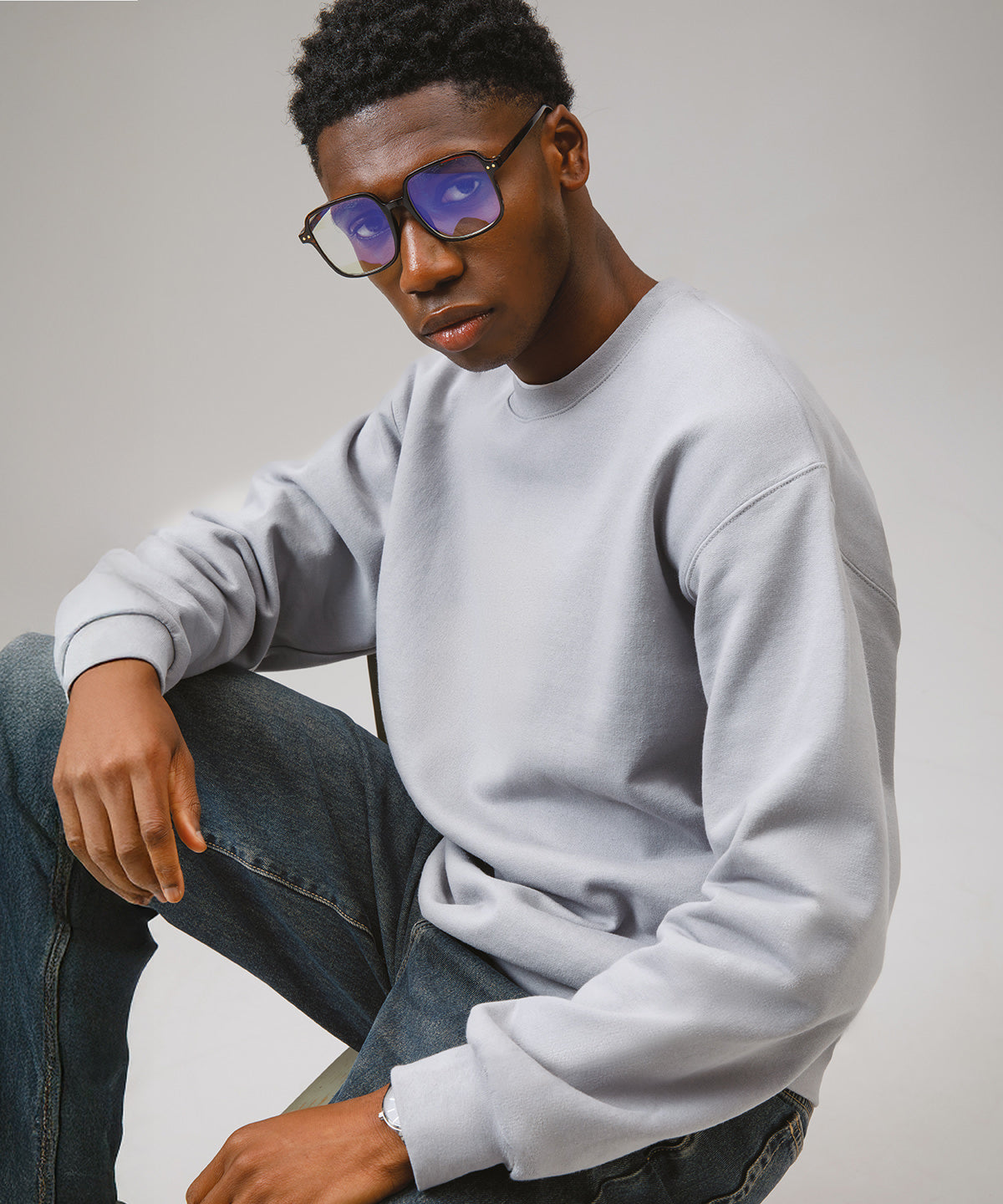 Gildan Hammer Maxweight adult crew neck sweatshirt, lifestyle photo