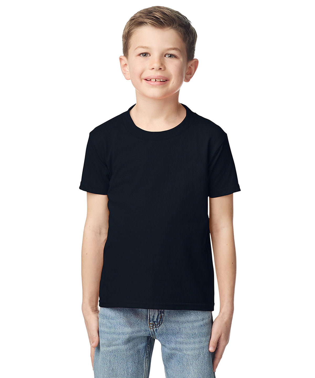 Gildan Softstyle midweight youth t-shirt, lifestyle photo