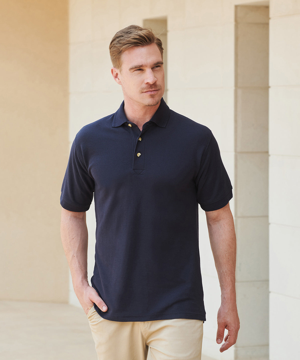Henbury Ultimate 65/35 polo shirt, lifestyle photo