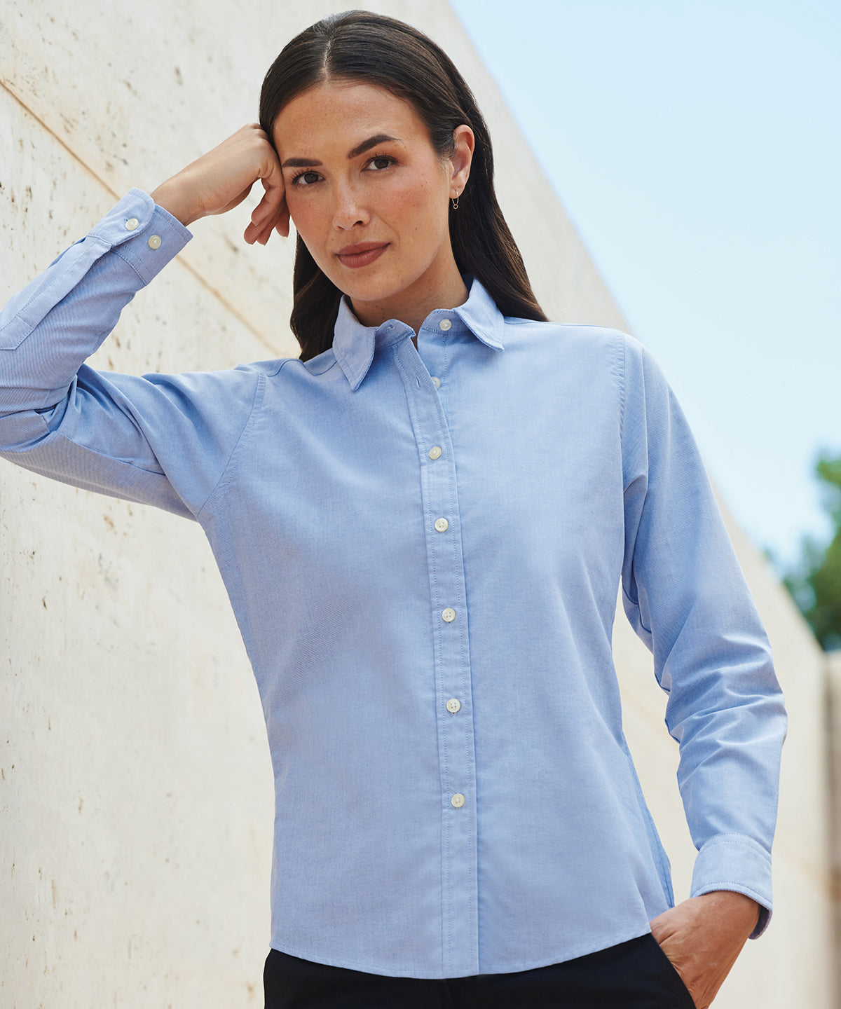 Henbury Women's classic long sleeve Oxford shirt, lifestyle photo