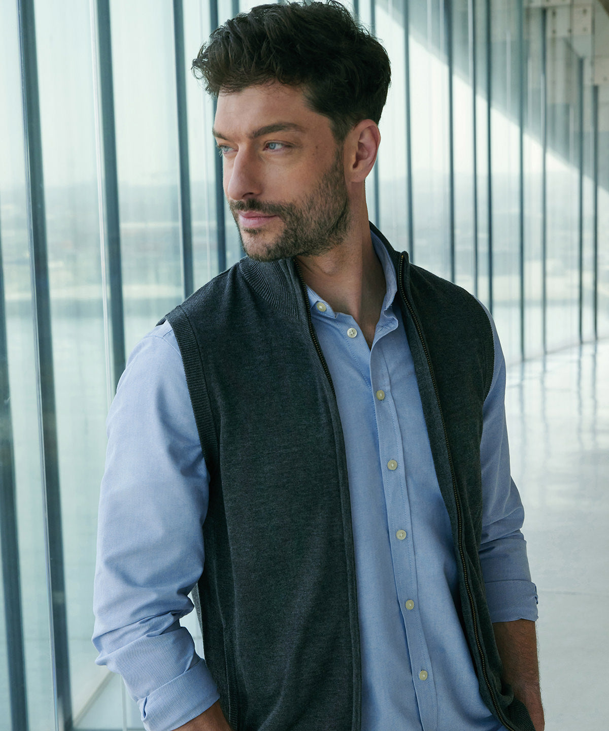 Henbury Sleeveless zip-through jumper, lifestyle photo