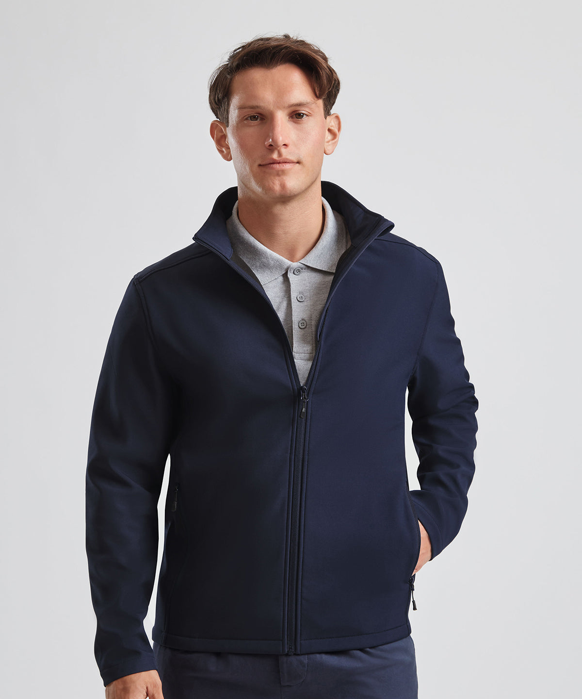Russell Athletic Essential softshell jacket, lifestyle photo