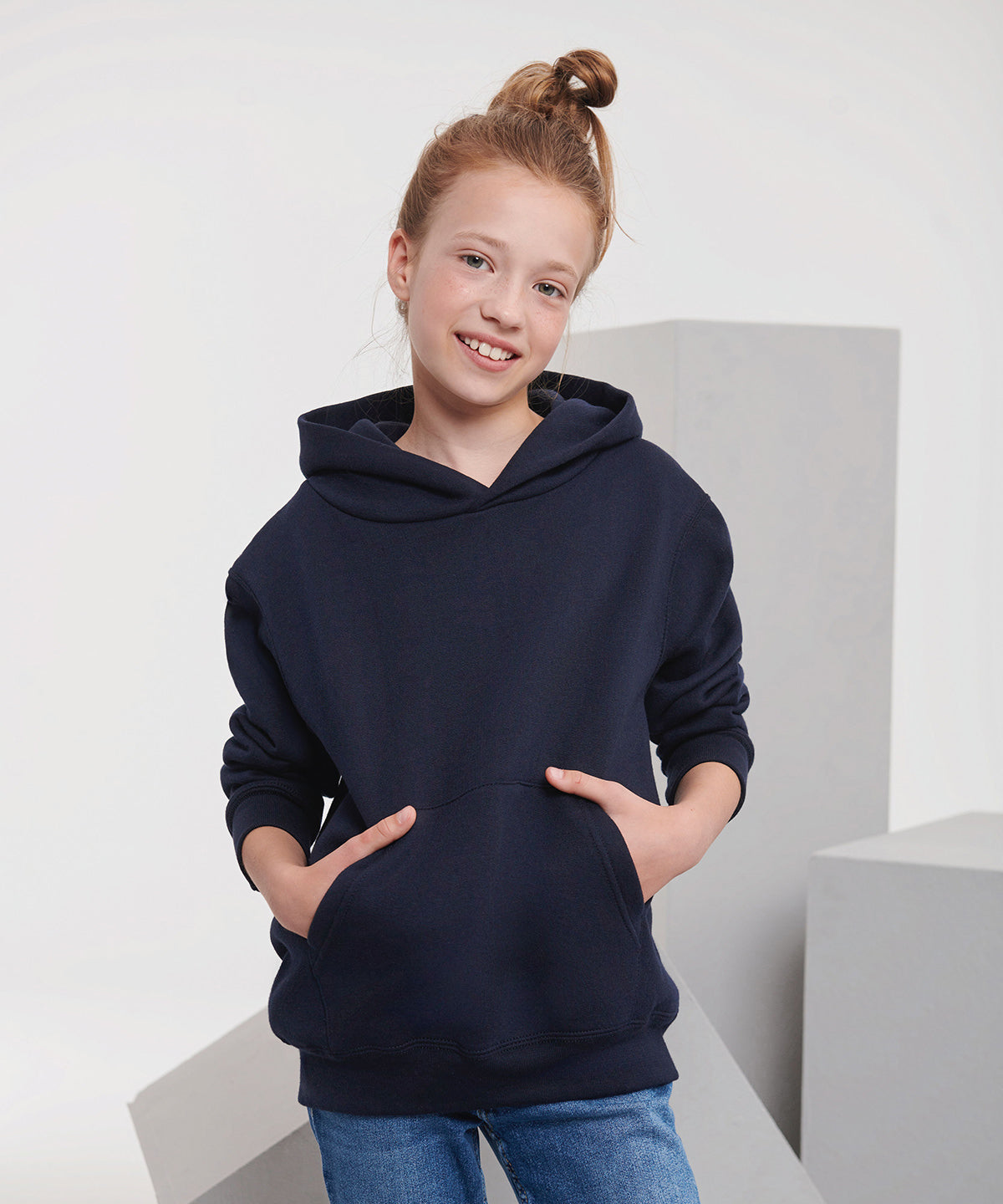 Russell Athletic Kids hooded sweatshirt, lifestyle photo