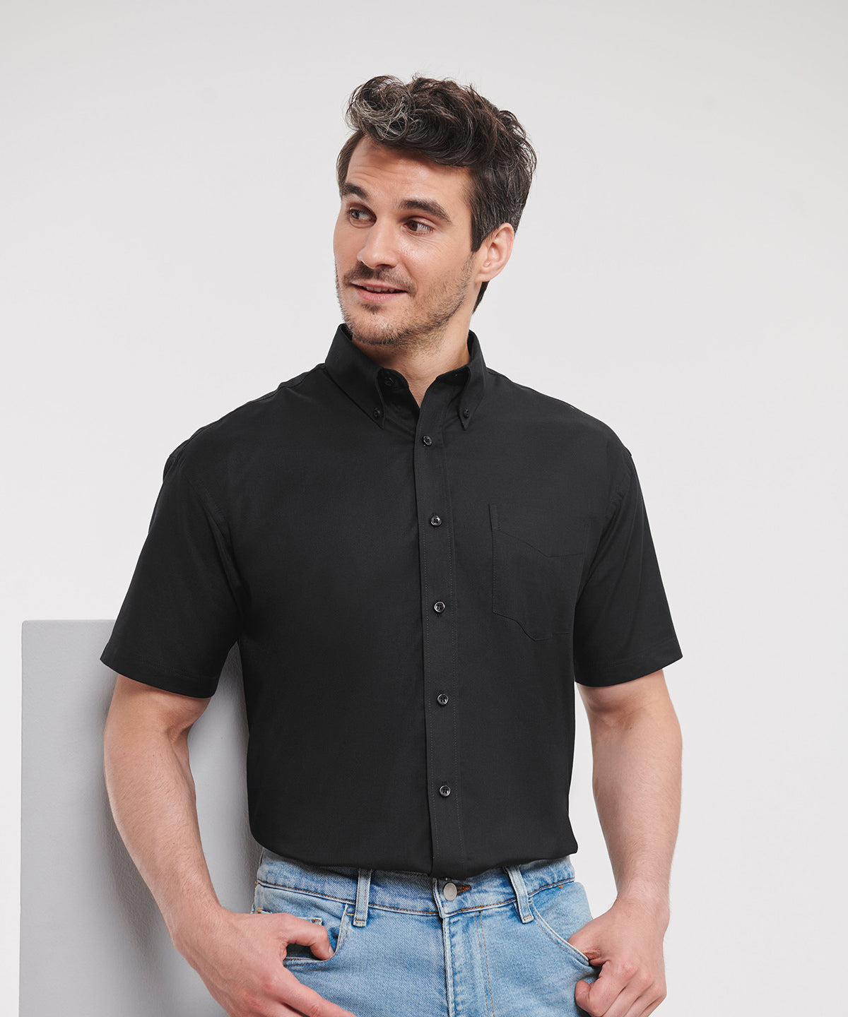 Russell Athletic Collection Short sleeve easycare Oxford shirt, lifestyle photo