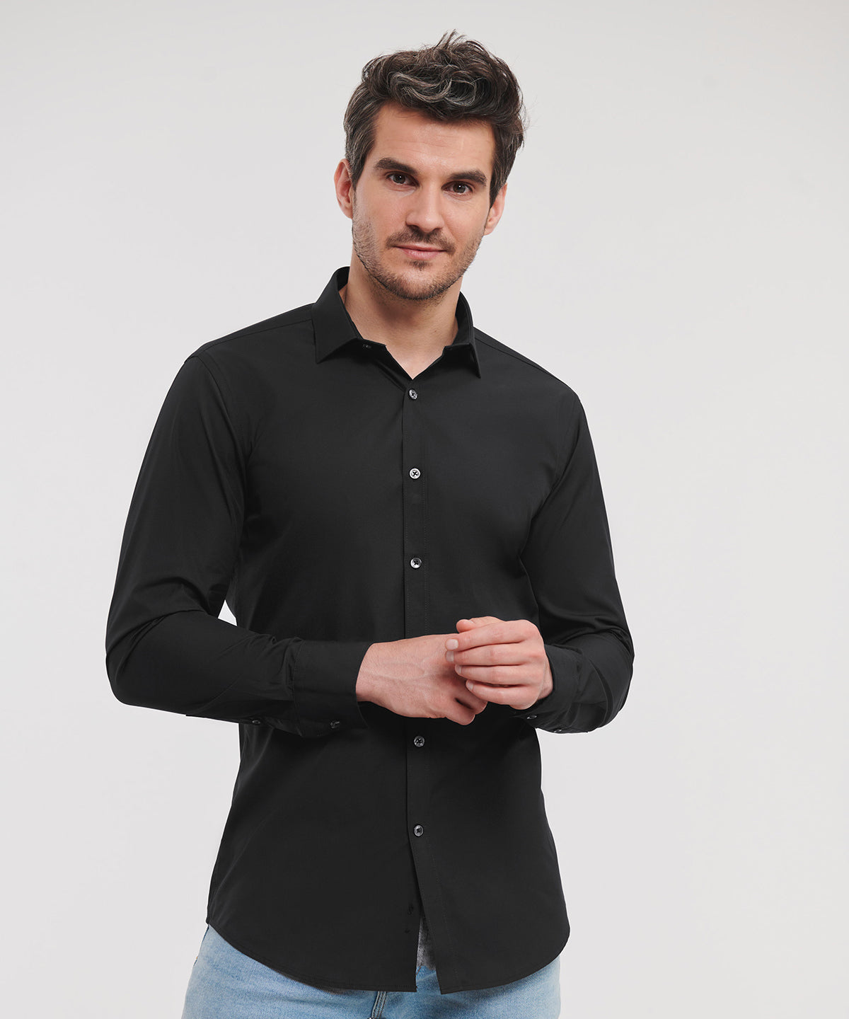 Russell Athletic Collection Long sleeve ultimate stretch shirt, lifestyle photo