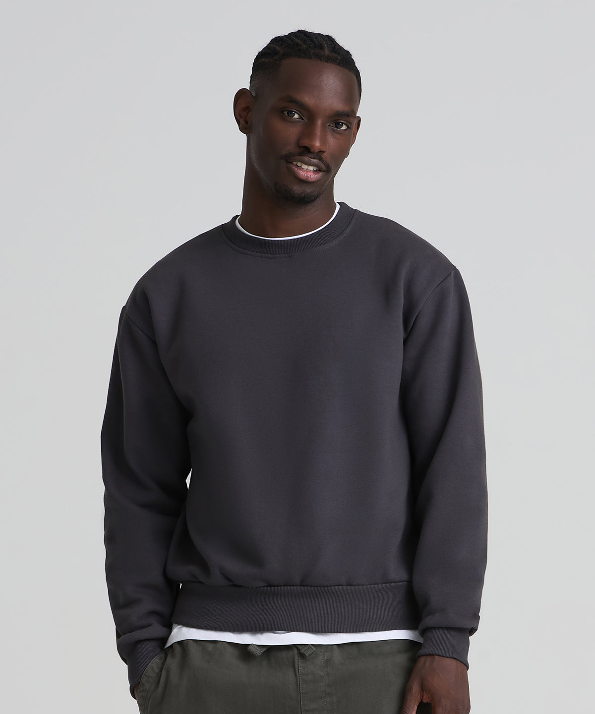 AWDis Just Hoods Vision heavyweight sweat, lifestyle photo