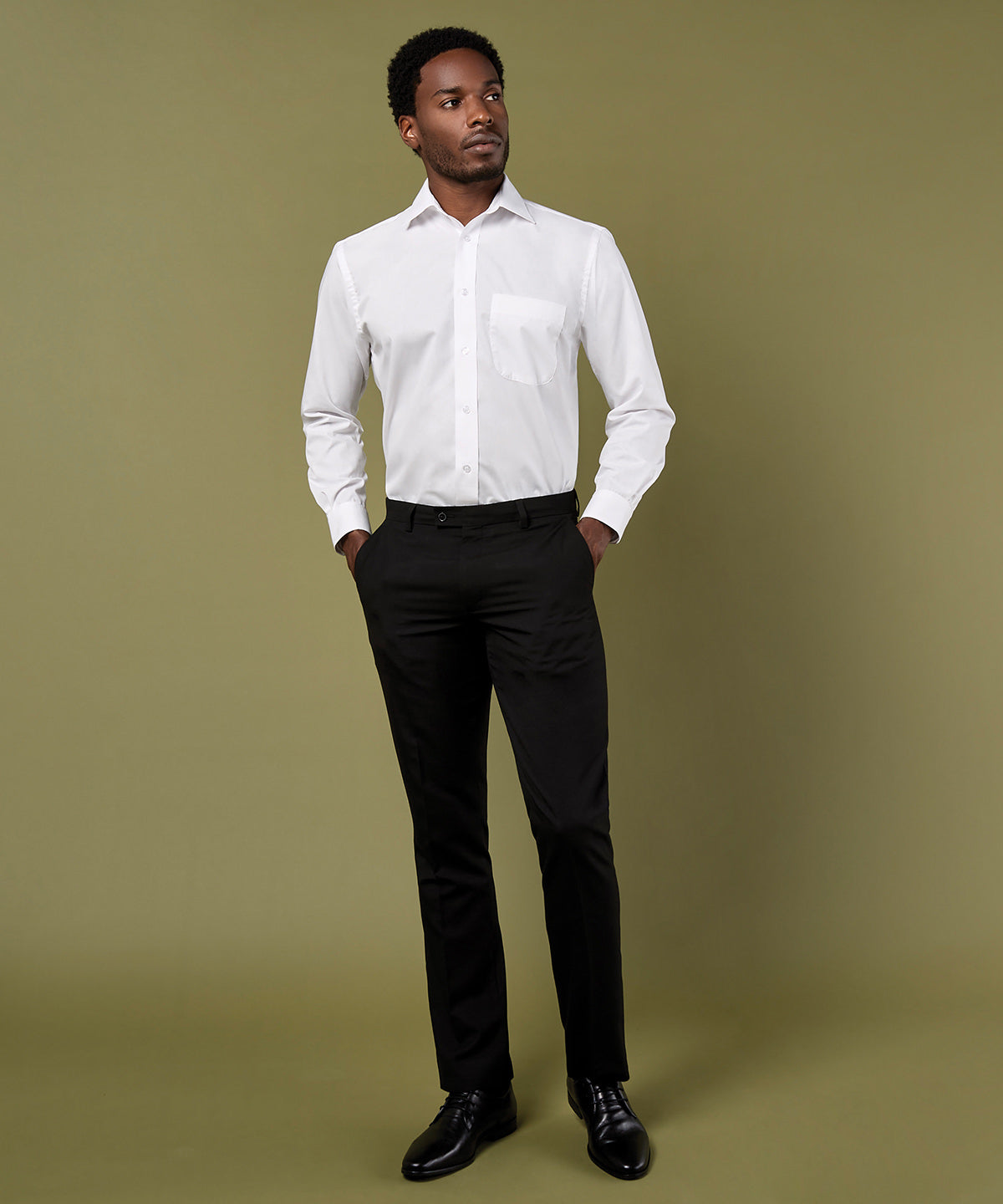 Kustom Kit Business shirt long-sleeved (classic fit), lifestyle photo