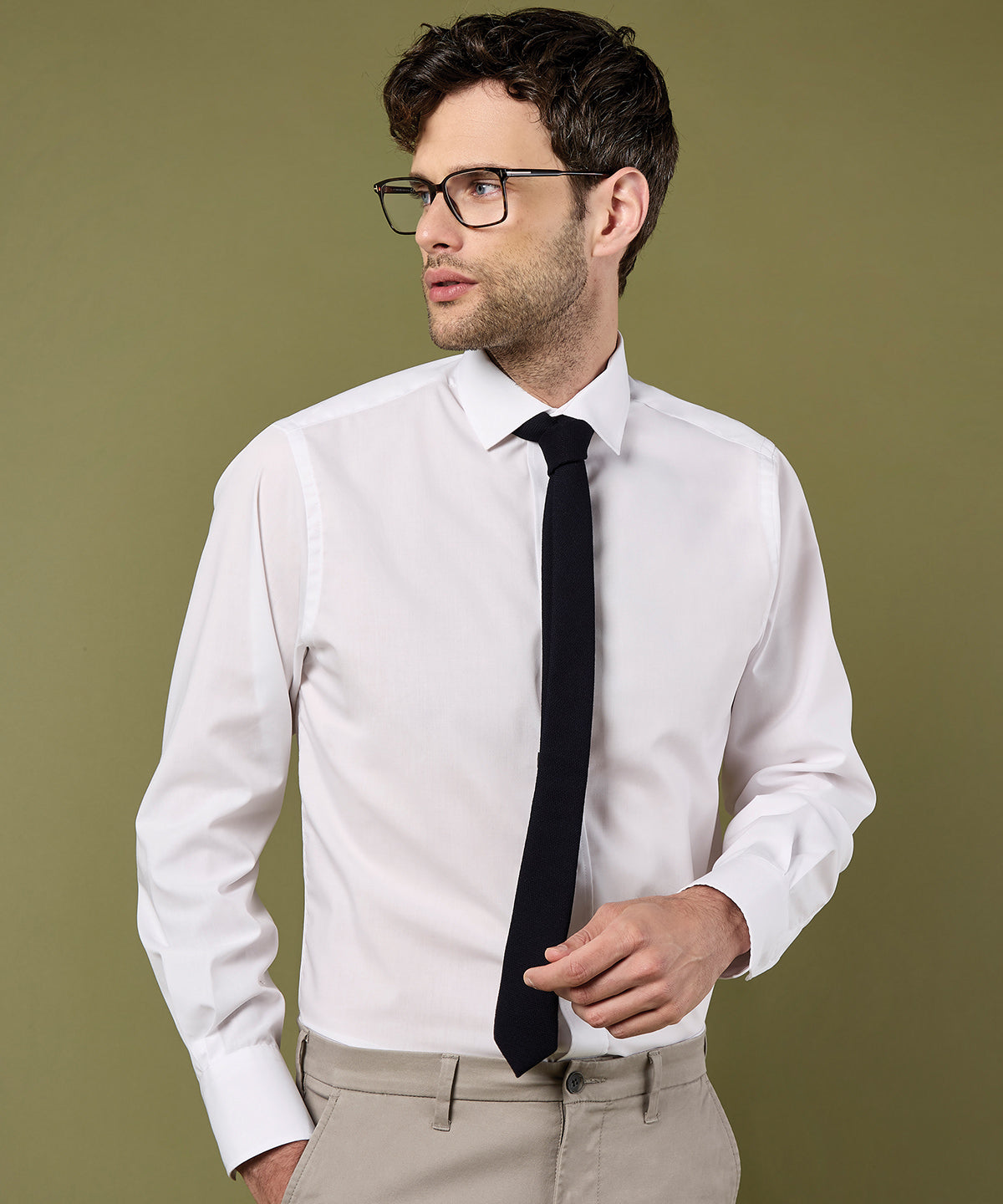 Kustom Kit Tailored business shirt long-sleeved (tailored fit), lifestyle photo