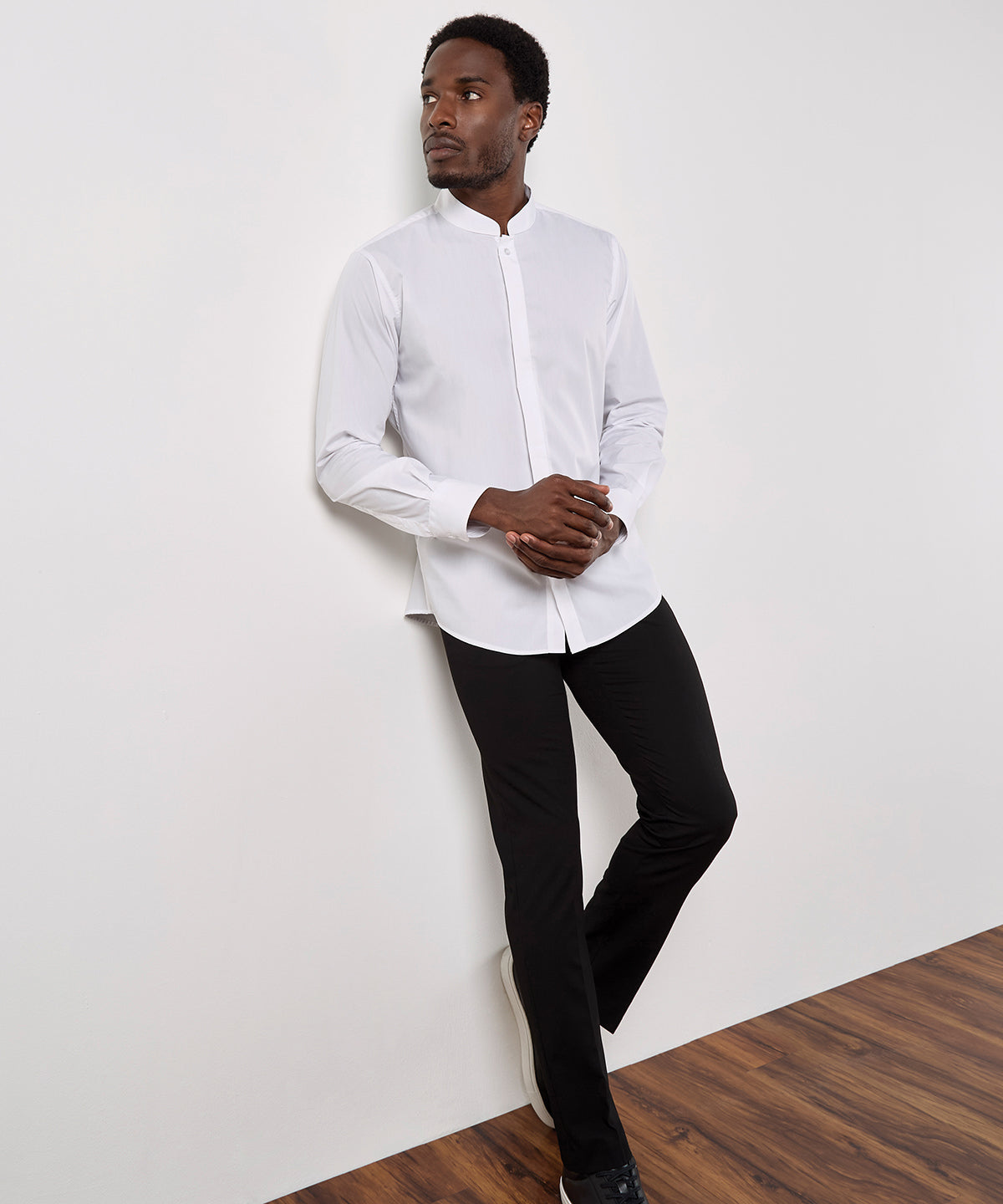 Kustom Kit Mandarin collar shirt long-sleeved (tailored fit), lifestyle photo