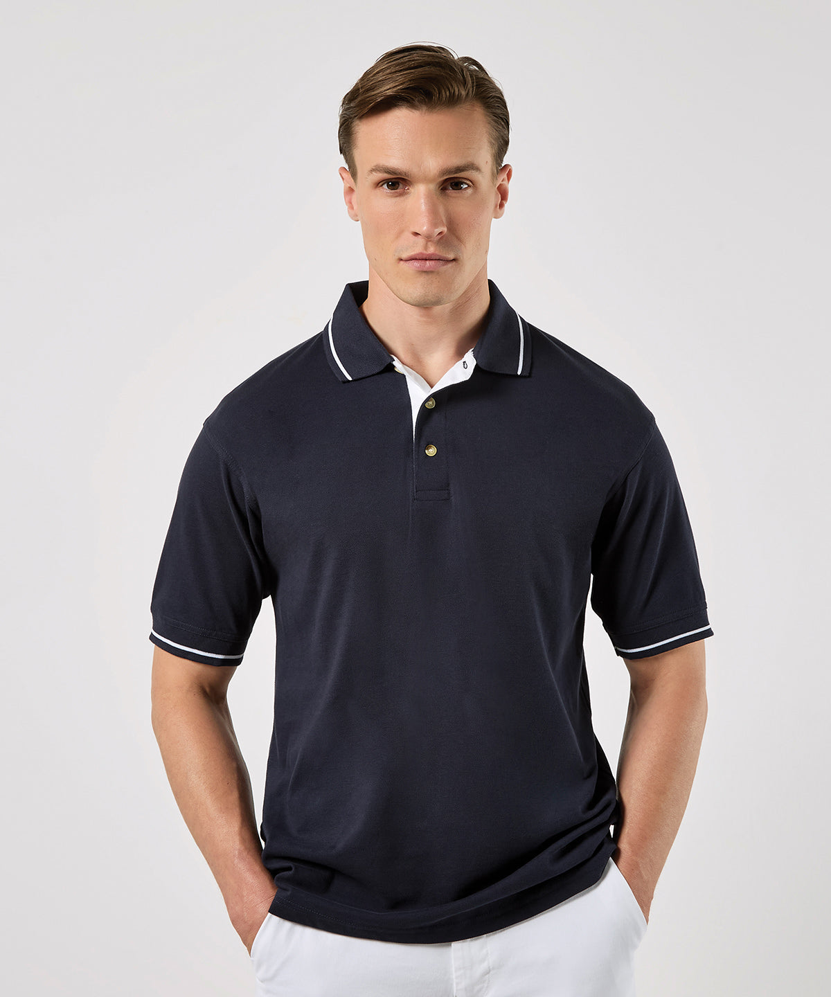 Kustom Kit St Mellion polo (classic fit), lifestyle photo