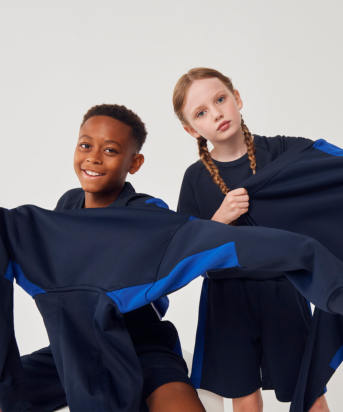 Finden & Hales Kids' team hoodie, lifestyle photo