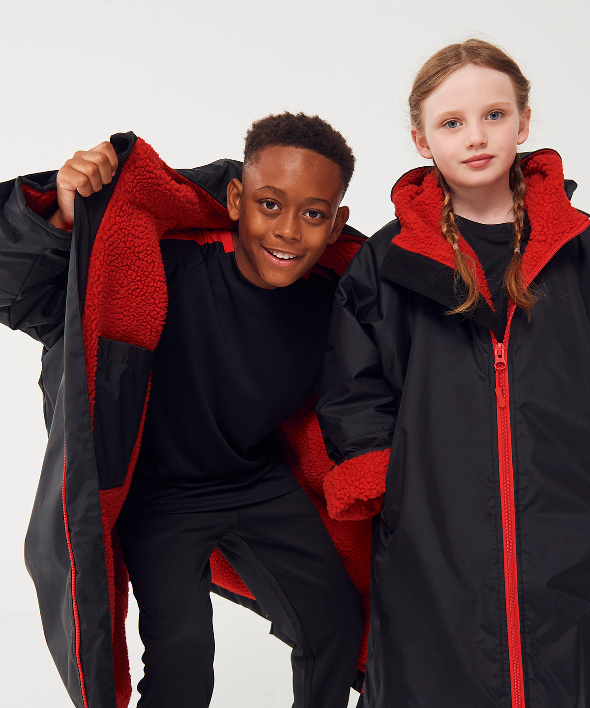 Finden & Hales Kids all-weather robe, lifestyle photo